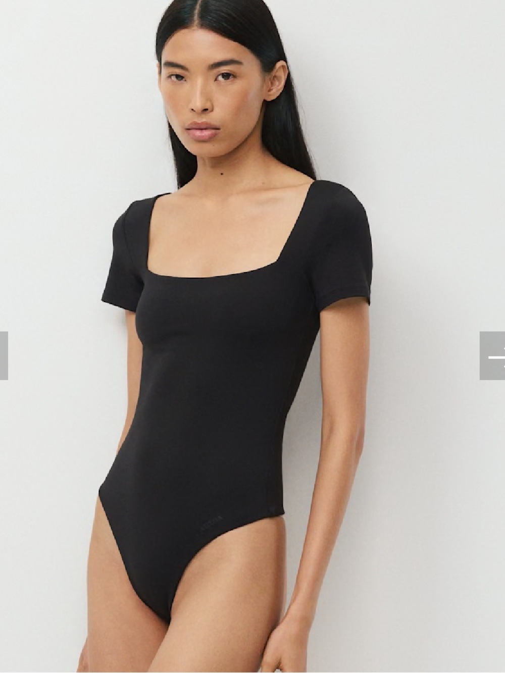 Like new Aritzia Original Contour Manner Squareneck Bodysuit